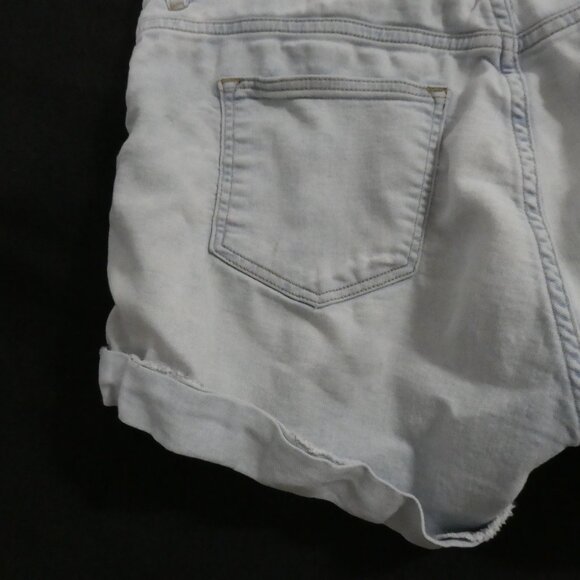 Unbranded | 14.5 inch waist measured | Faded Blue Denim Jean Shorts - Picture 12 of 16